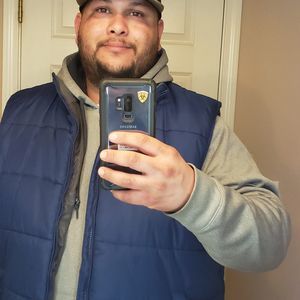 Meet your Posher, Luis manuel